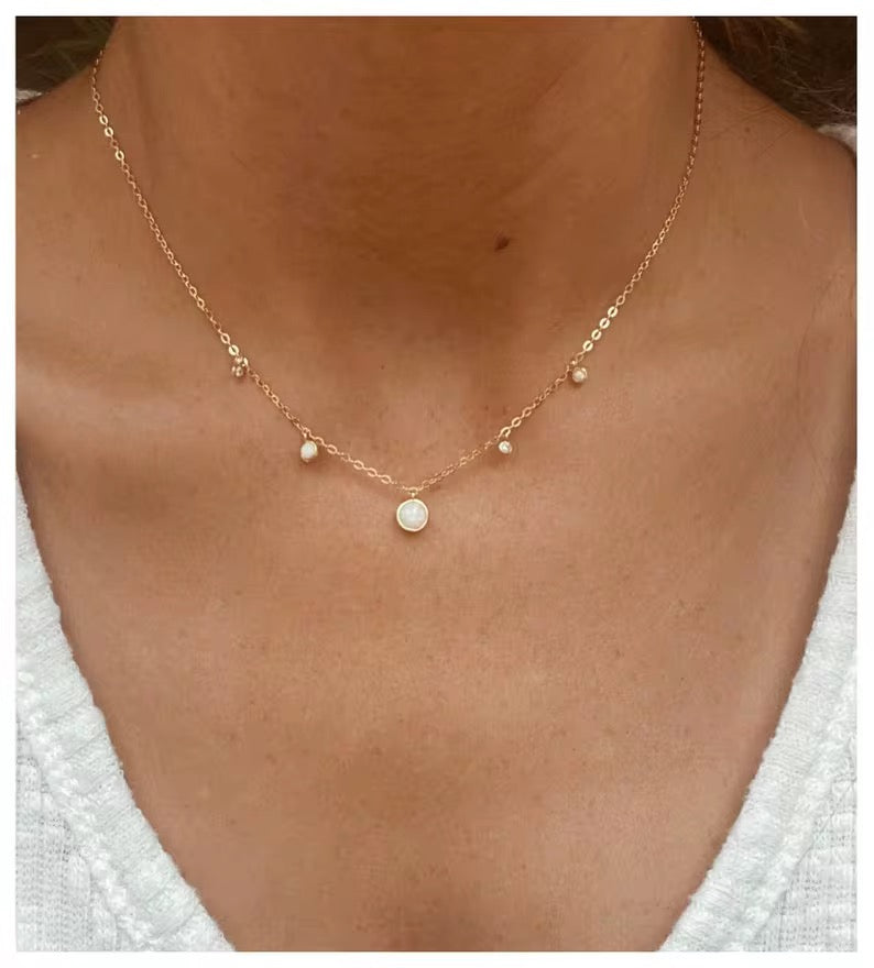 Opaal ketting met bedels – inspiratie & energie